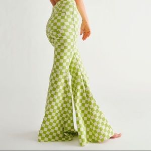 Free People “Just Float On Printed Flare Jeans” —Brand New